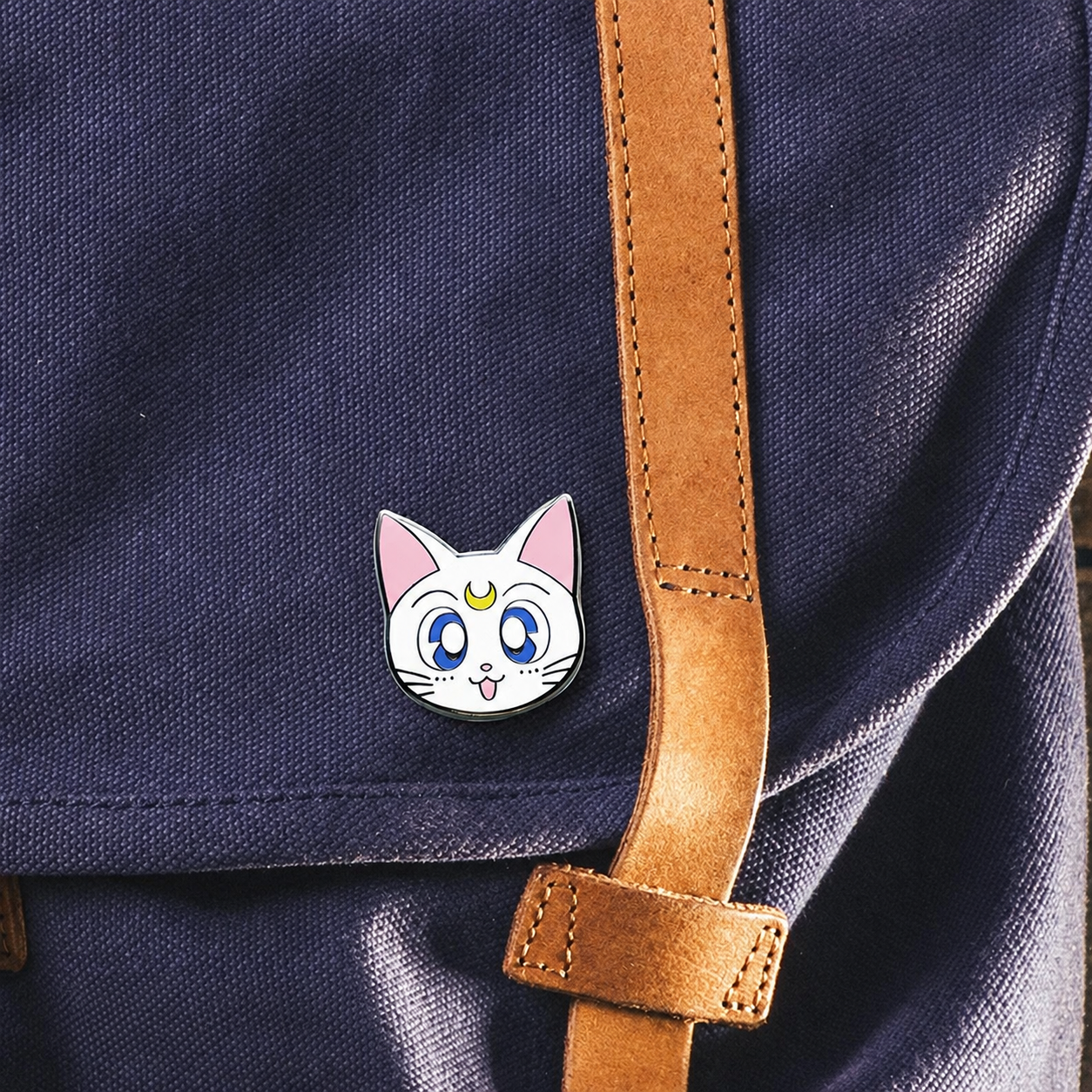 SAILOR MOON - Pin Artemis